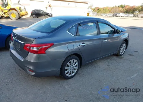 2017 Nissan Sentra S z USA, uszkodzony, nr VIN 3N1AB7AP4HL642015